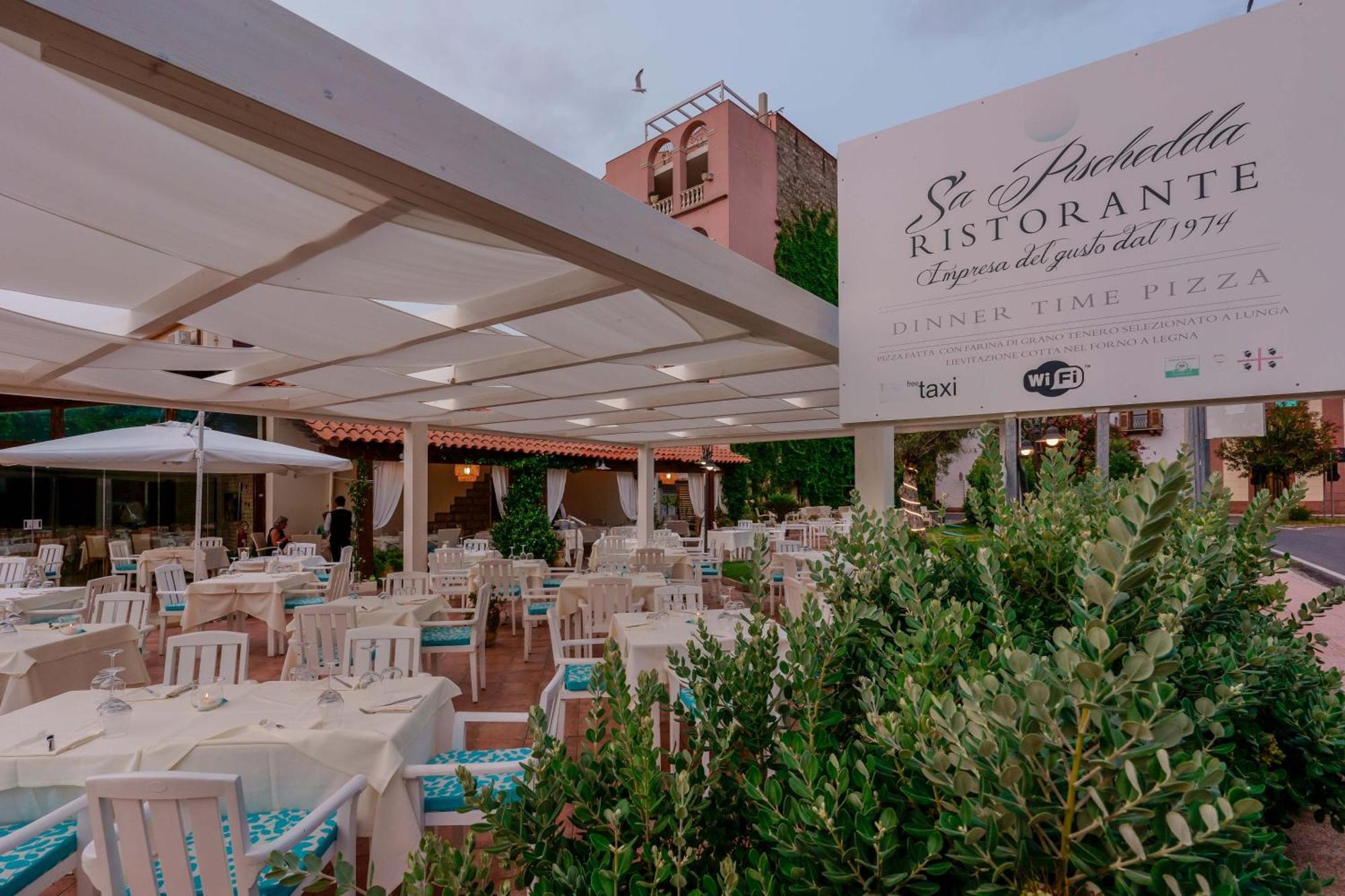 Palazzo Pischedda Hotel Bosa Exterior foto